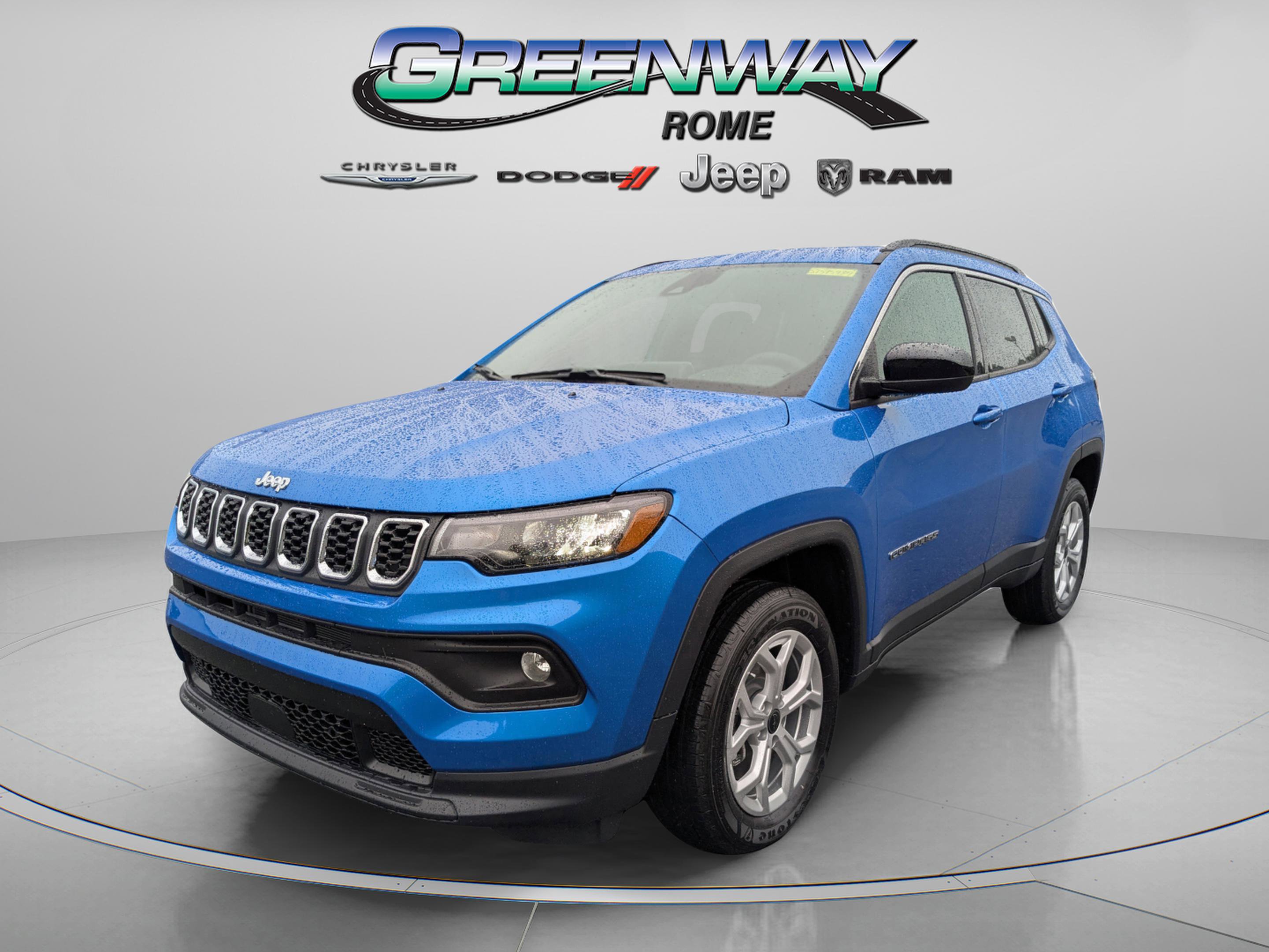 2025 Jeep Compass Latitude photo 3