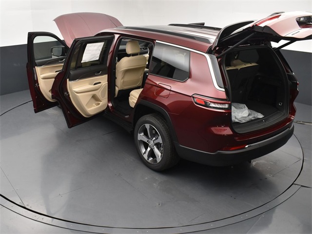 2025 Jeep Grand Cherokee Limited photo 26
