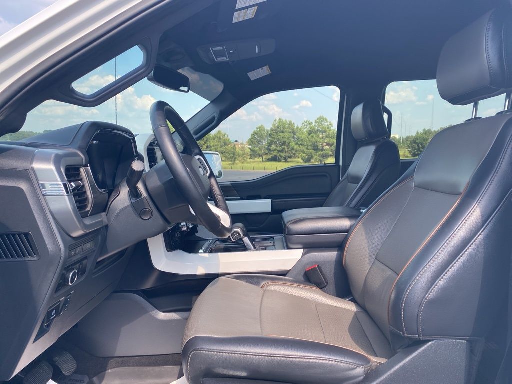 2024 Ford F-150 Lariat photo 11