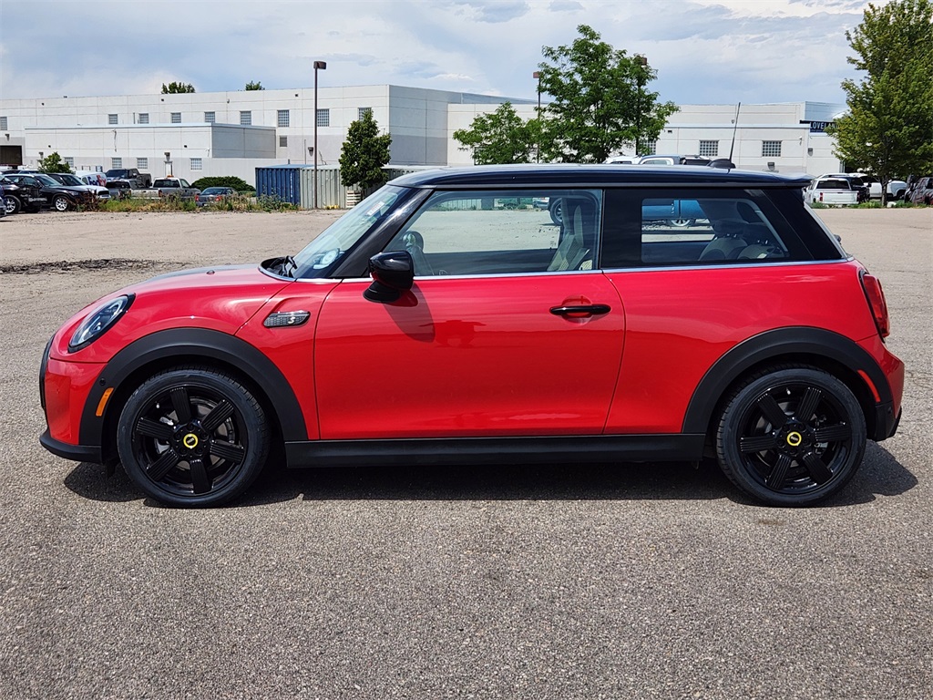 Certified 2024 MINI Hardtop 2 Door SE with VIN WMW13DJ01R2V25066 for sale in Loveland, CO