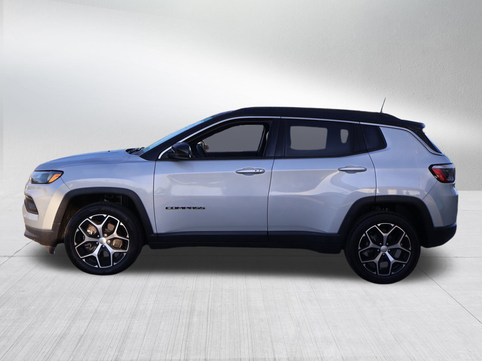 2024 Jeep Compass Limited photo 3