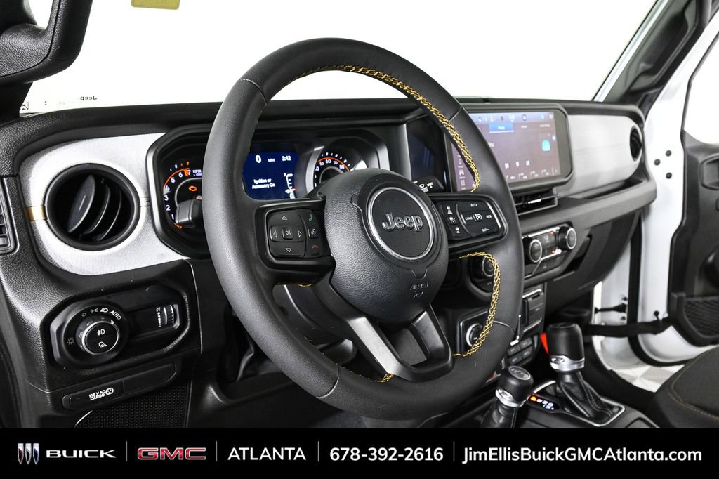 2024 Jeep Gladiator Willys photo 4