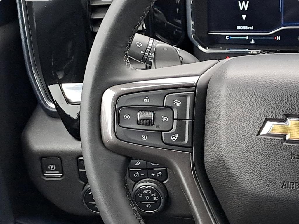 2023 Chevrolet Silverado 1500 High Country photo 14