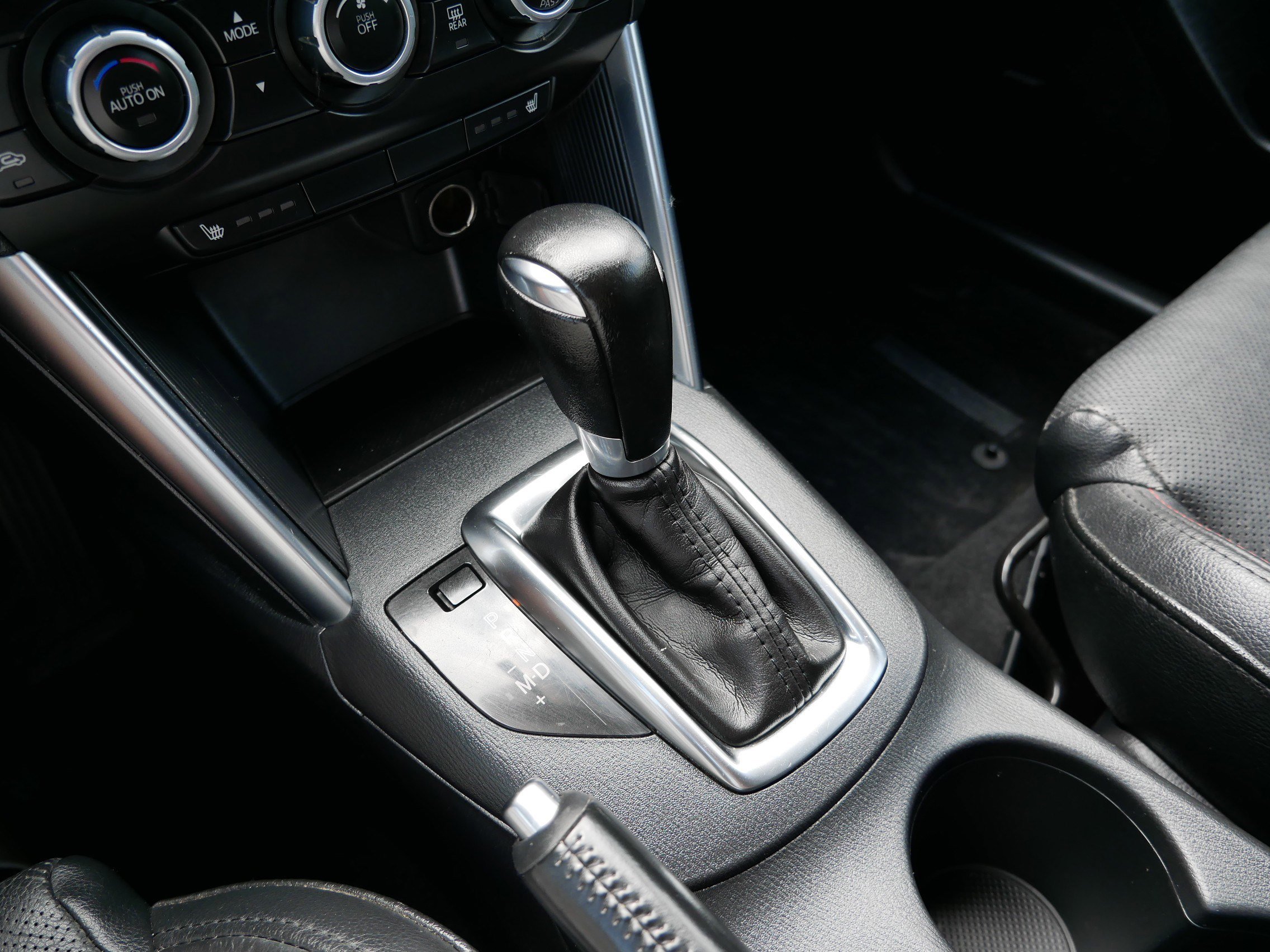 2015 Mazda CX-5 Grand Touring photo 24
