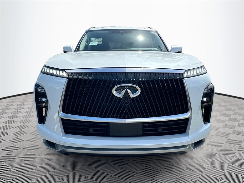 2026 Infiniti QX80 Luxe photo 2