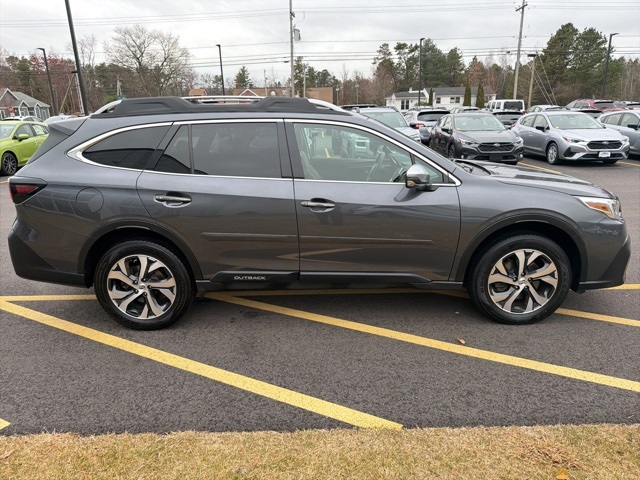 2021 Subaru Outback Touring XT photo 3