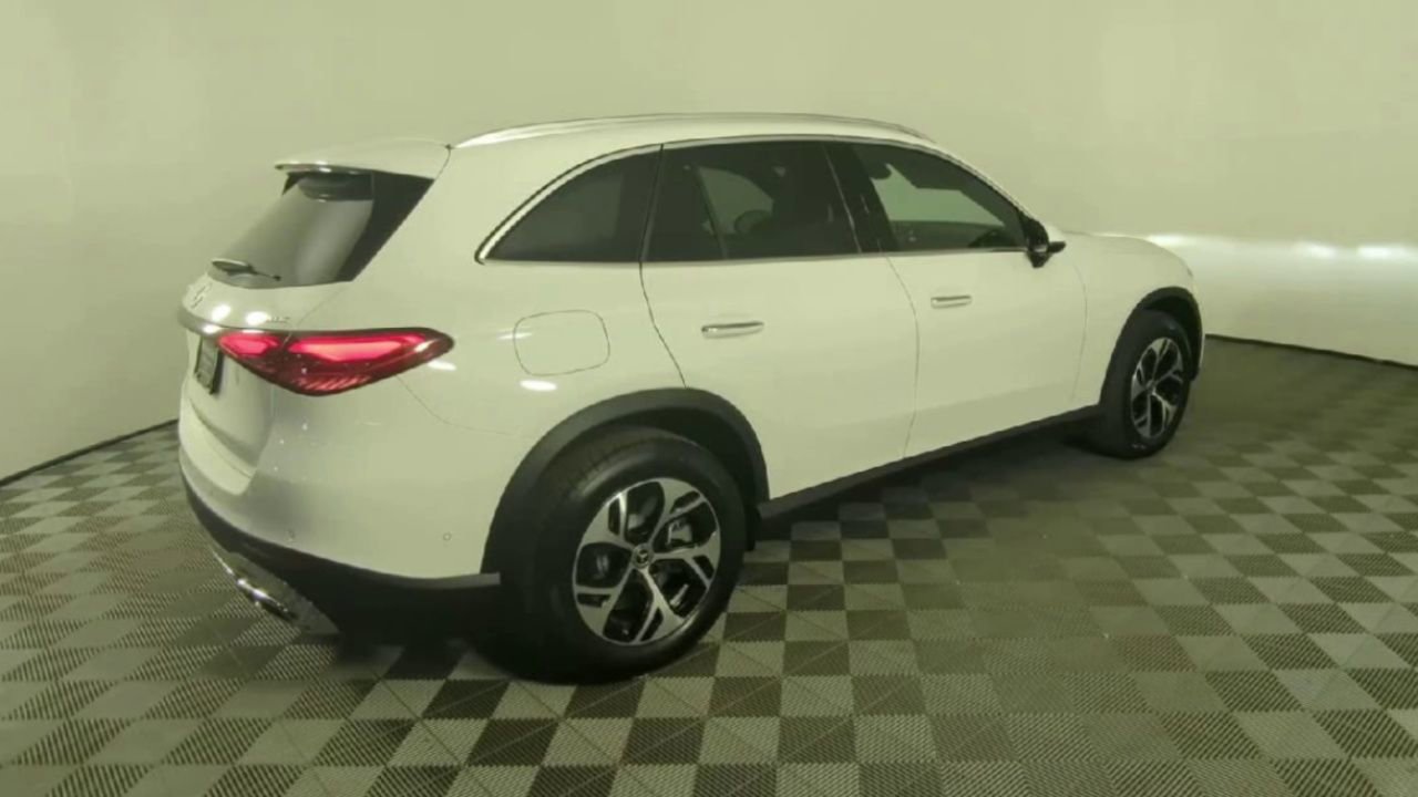 2026 Mercedes Benz GLC 350e 4MATIC photo 33
