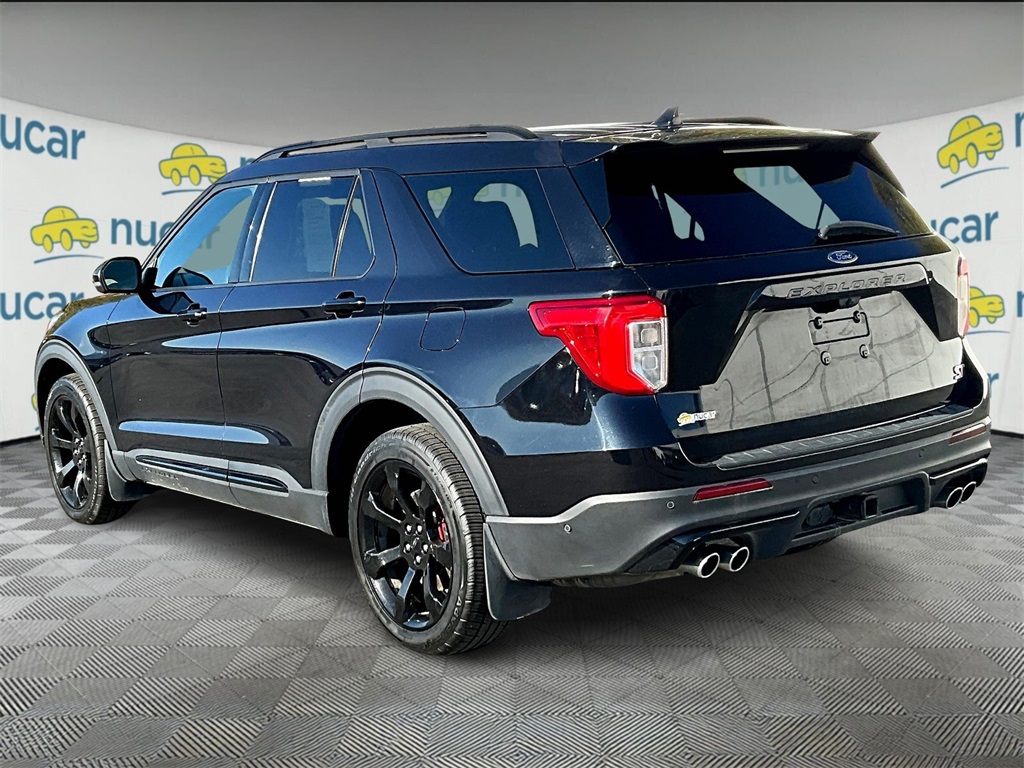 2020 Ford Explorer ST photo 4