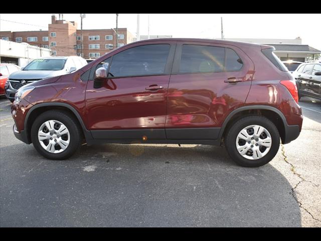 2017 Chevrolet Trax LS photo 11