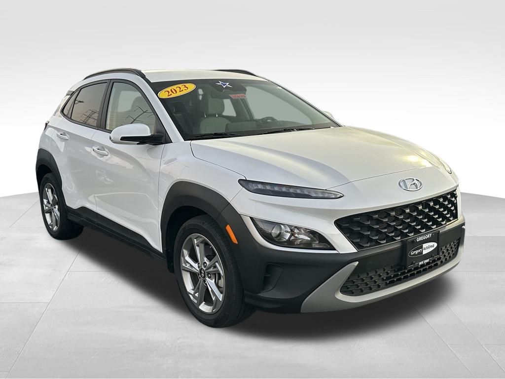 2023 Hyundai Kona SEL photo 3