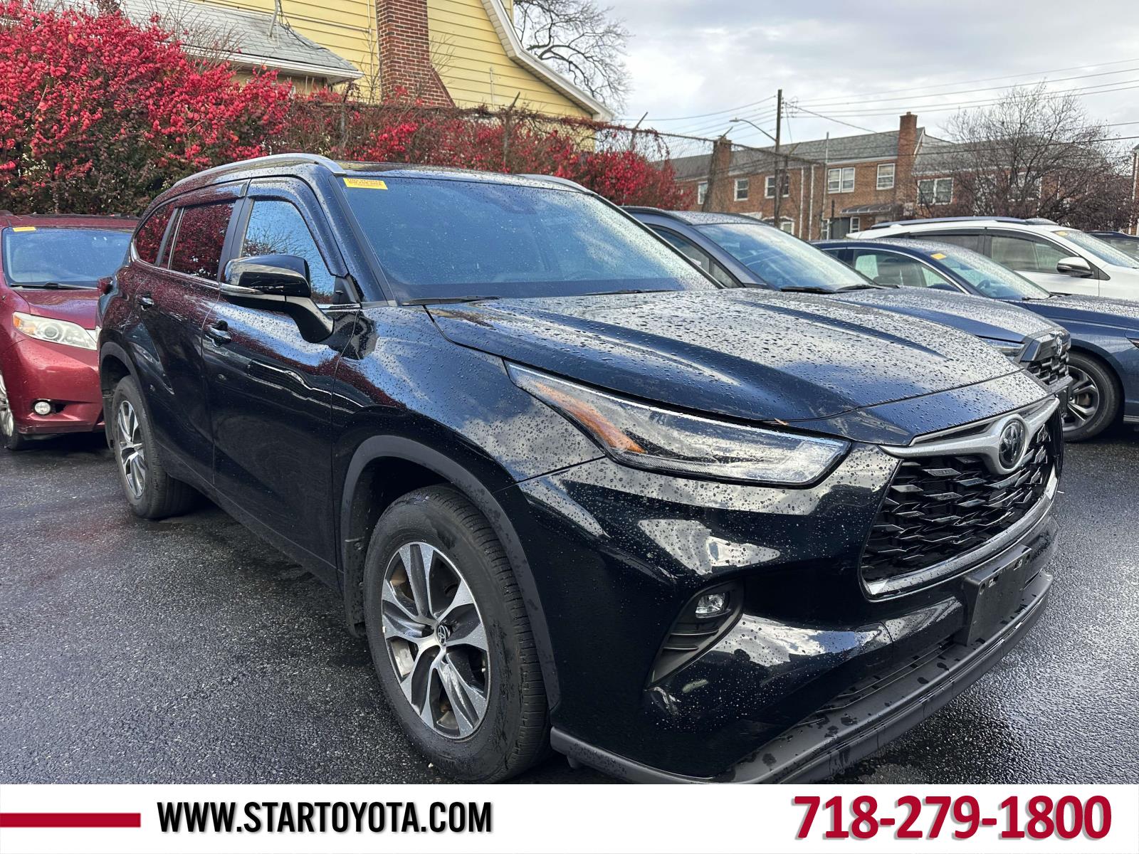 2023 Toyota Highlander XLE's photo