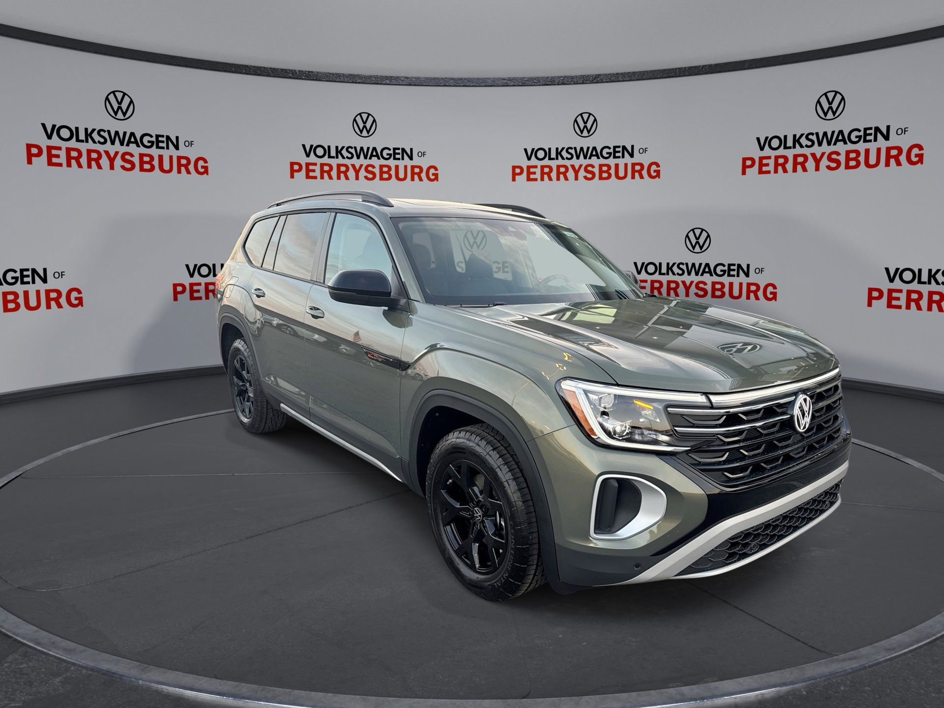 New 2026 Volkswagen Atlas Peak Edition AWD w/ Dual 2nd Row