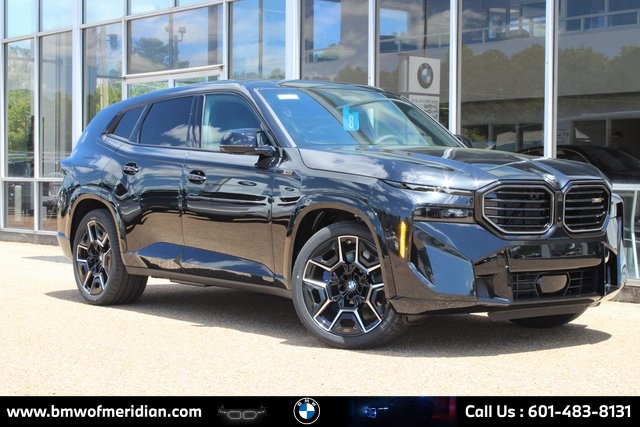 New 2025 Black BMW Base image 1