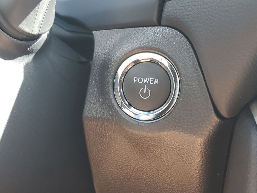 2025 Toyota RAV4 Hybrid XLE photo 23