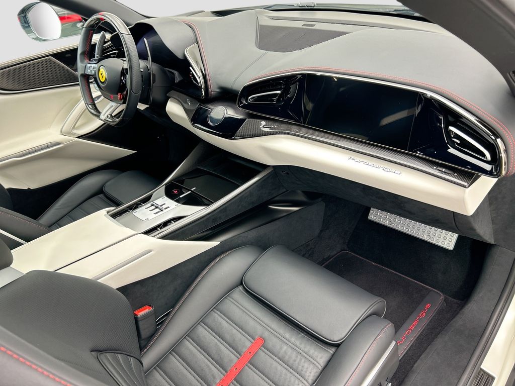 2024 Ferrari Purosangue photo 10