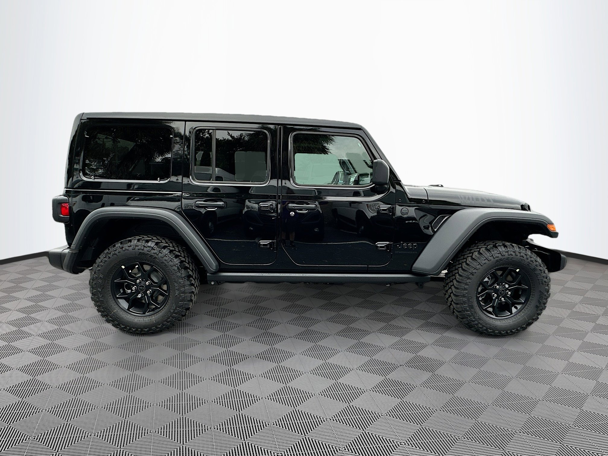 2025 Jeep Wrangler Willys photo 3
