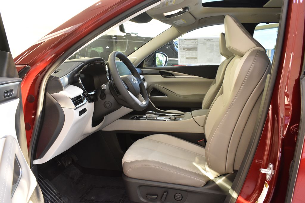 2026 Infiniti QX60 Luxe AWD photo 10