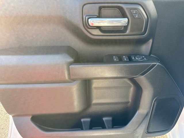 2023 Chevrolet Silverado 1500 photo 10