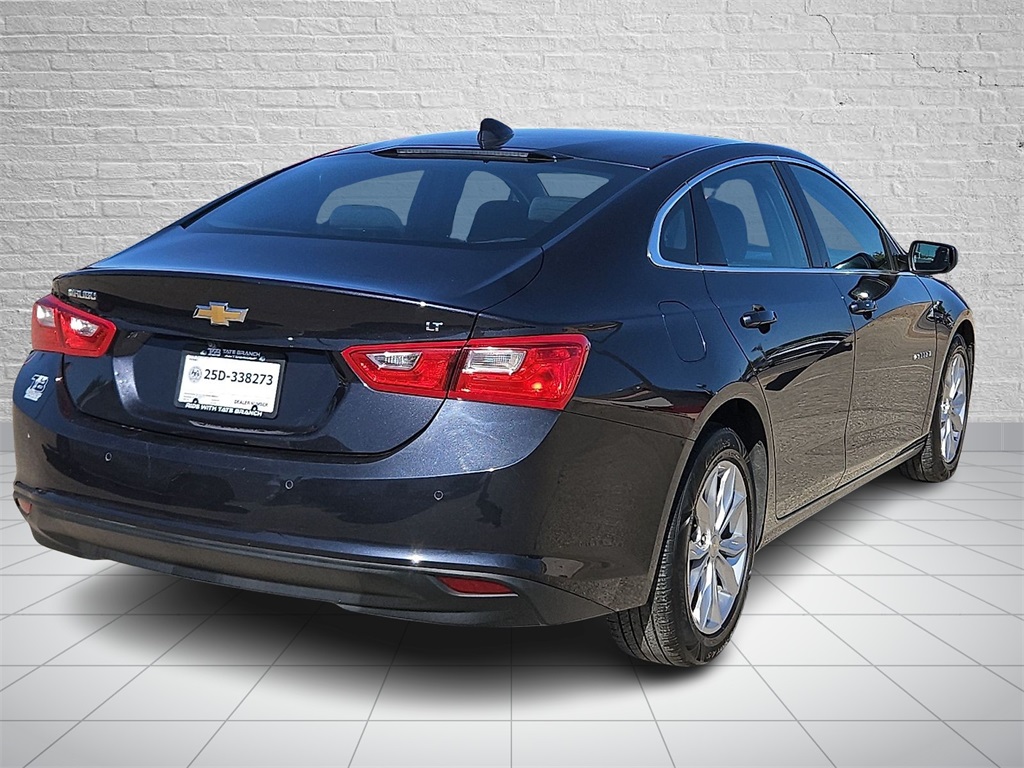2023 Chevrolet Malibu 1LT photo 4