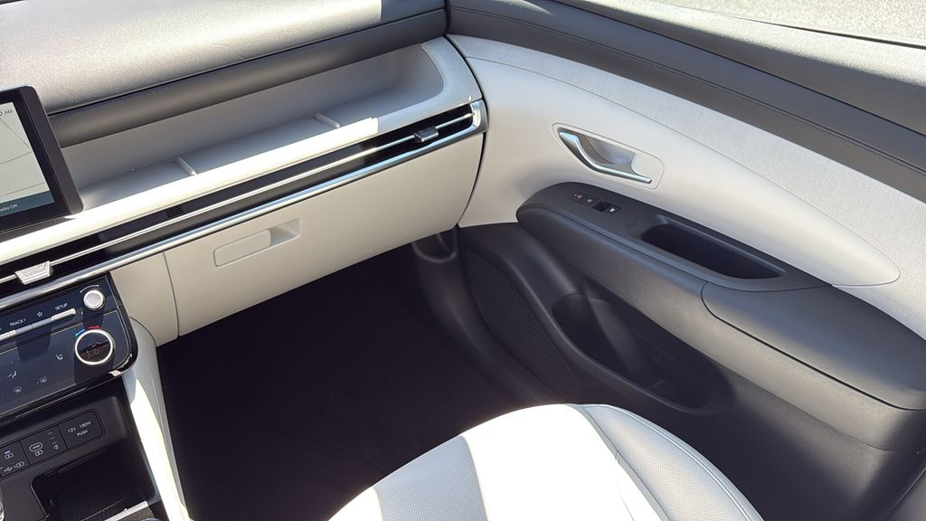 2025 Hyundai Tucson SEL Convenience photo 27