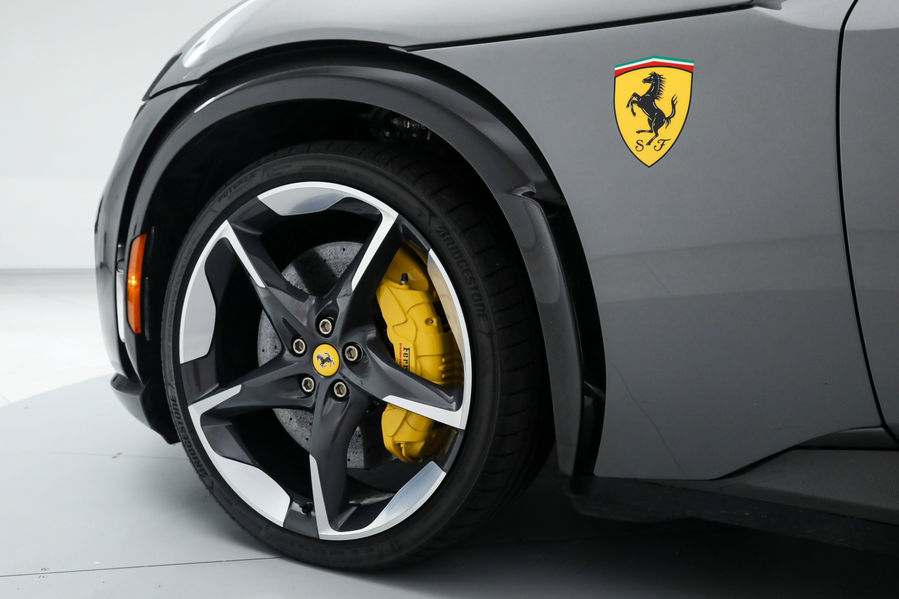 2024 Ferrari Purosangue photo 27