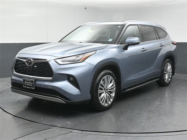 2023 TOYOTA HIGHLANDER - Image 3