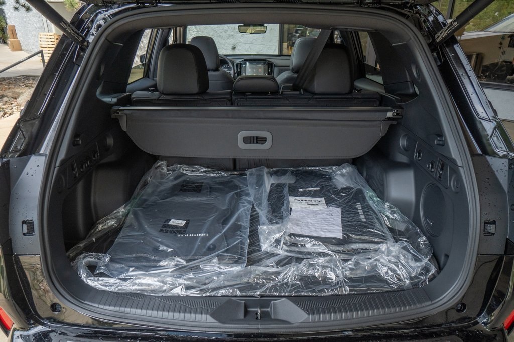 2025 Subaru Forester Touring photo 19