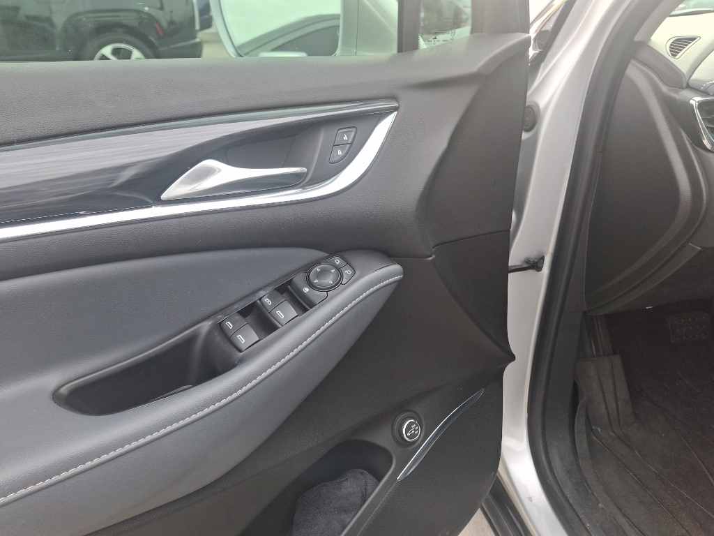 2019 Buick Enclave Essence photo 4