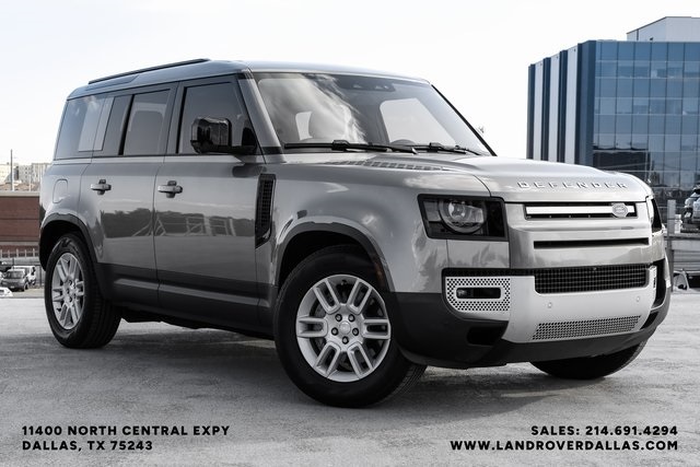 2025 Land Rover Defender 110 S photo 4