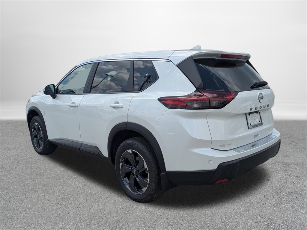 2025 Nissan Rogue SV photo 5