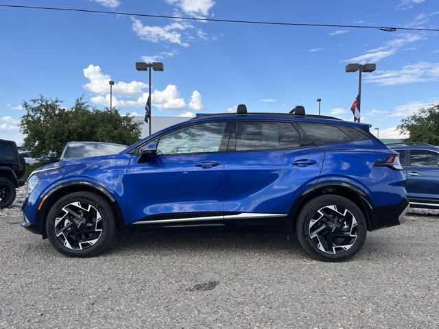 2023 Kia Sportage photo 2