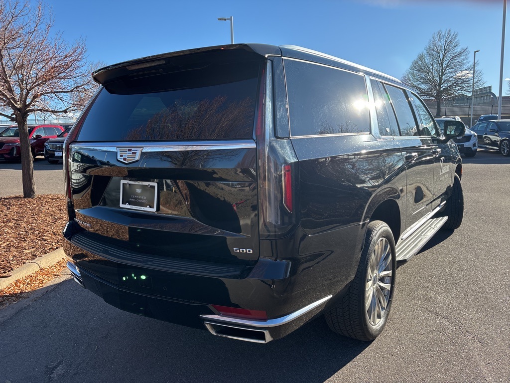 2023 Cadillac Escalade ESV Premium Luxury photo 3