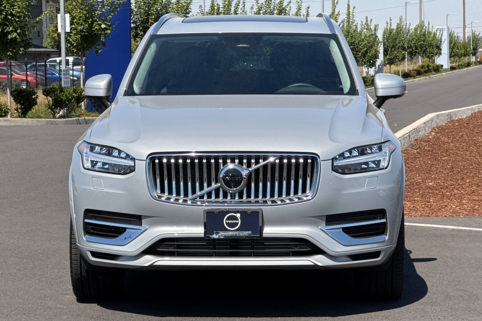 2024 Volvo XC90 Recharge T8 Plus photo 8