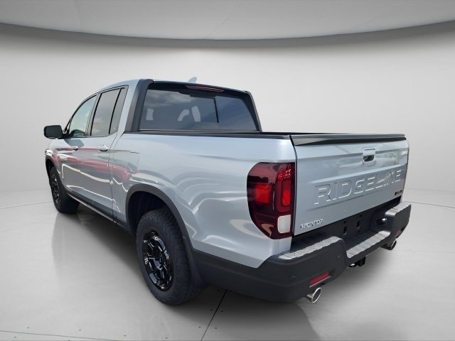 2025 Honda Ridgeline TrailSport photo 3