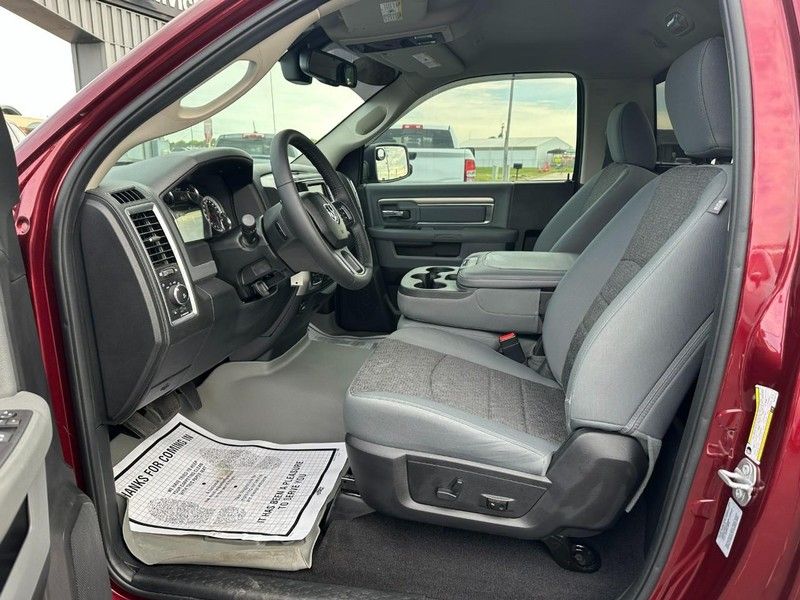 2017 Ram 1500 Big Horn photo 9