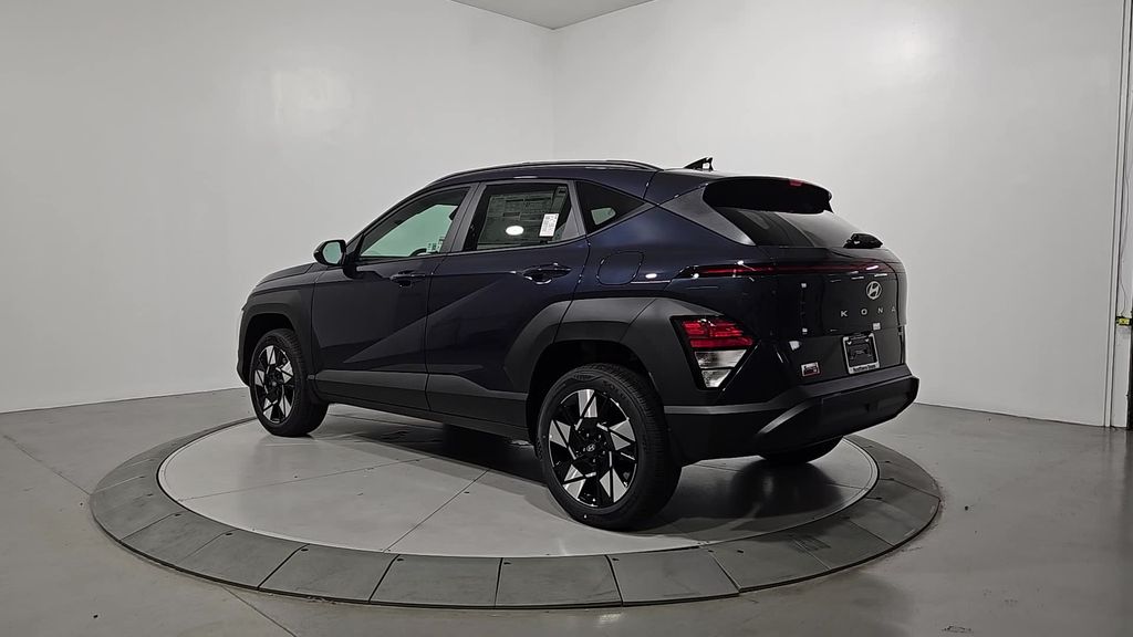 2025 Hyundai Kona SEL photo 2