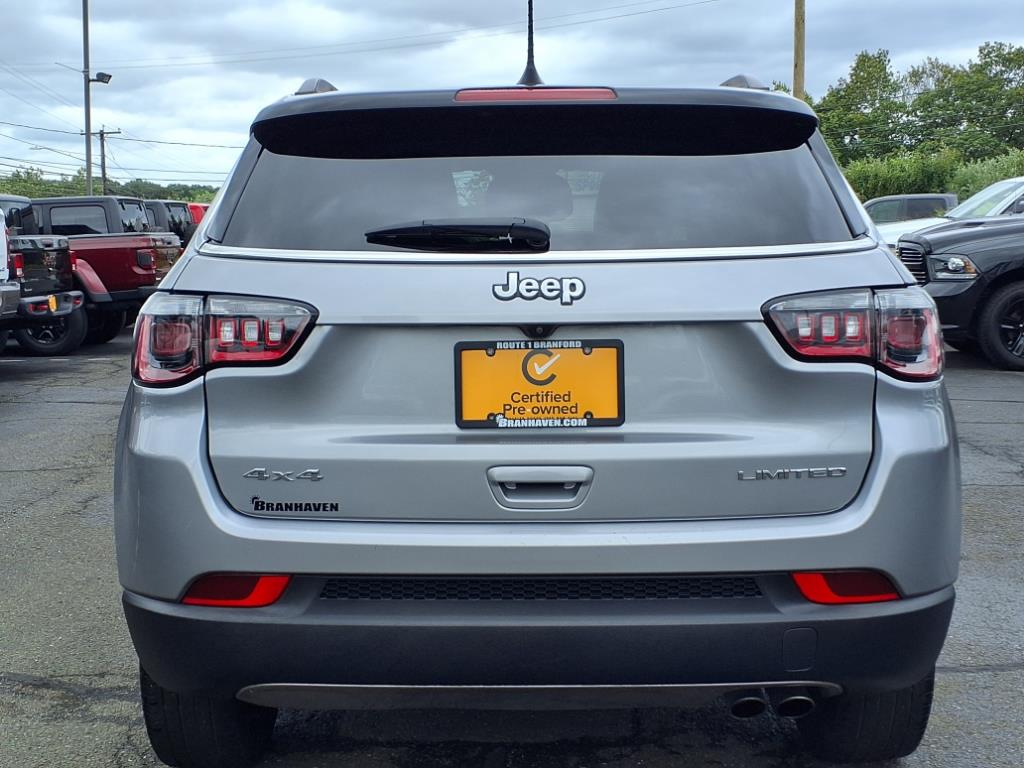 2022 Jeep Compass Limited photo 4