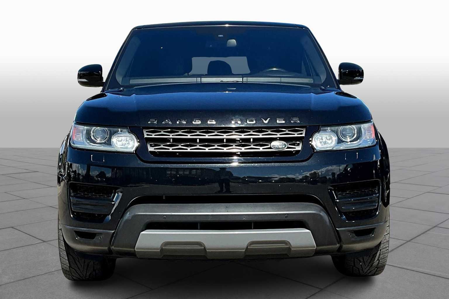 2016 Land Rover Range Rover Sport SE photo 2