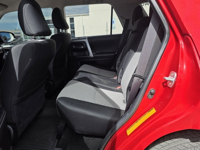 2021 Toyota 4Runner SR5 photo 11