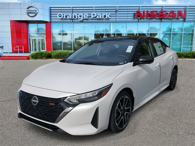 2025 Nissan Sentra SR photo 4