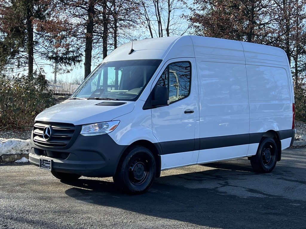 2025 Mercedes-Benz Sprinter Cargo Van Base's photo