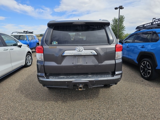 2011 Toyota 4Runner SR5 photo 3