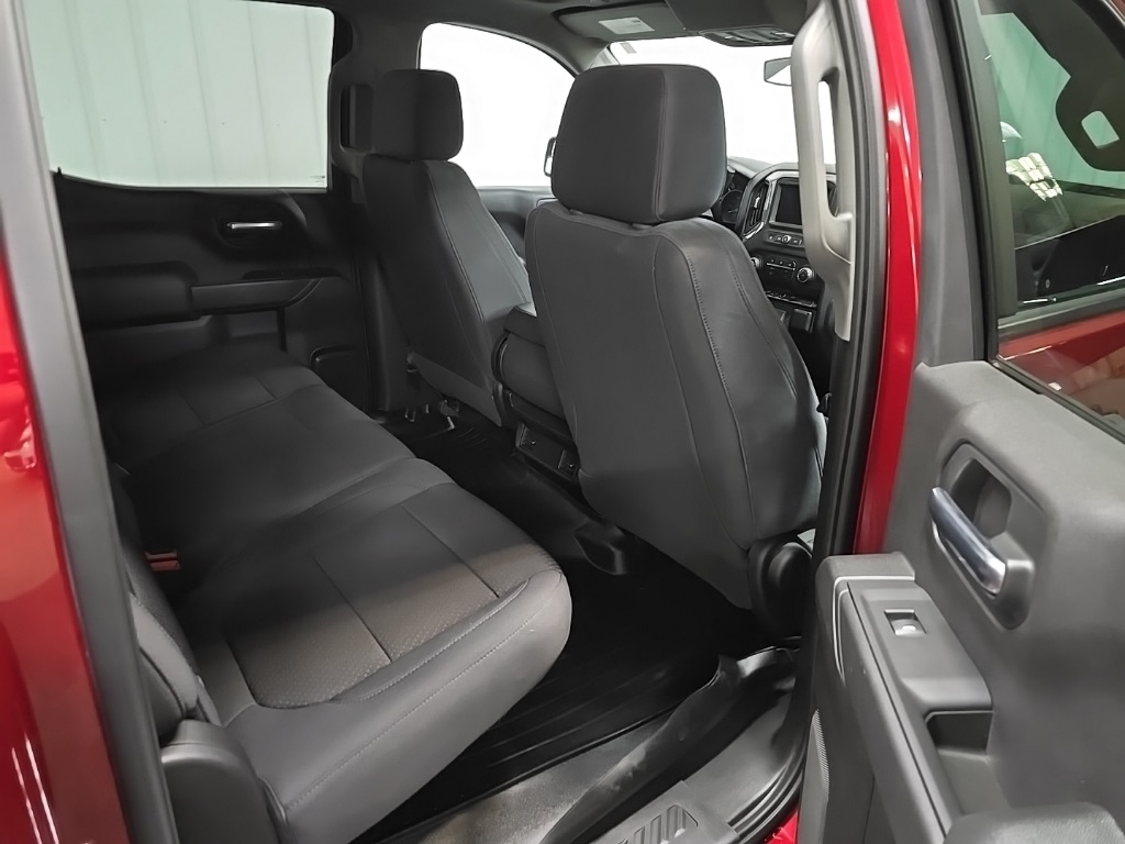 2020 Chevrolet Silverado 1500 Custom photo 17