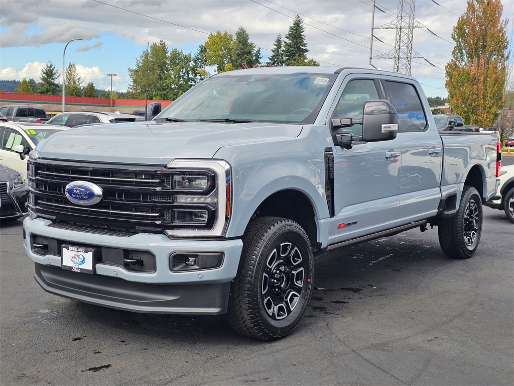 2026 Ford F-350 Platinum photo 3