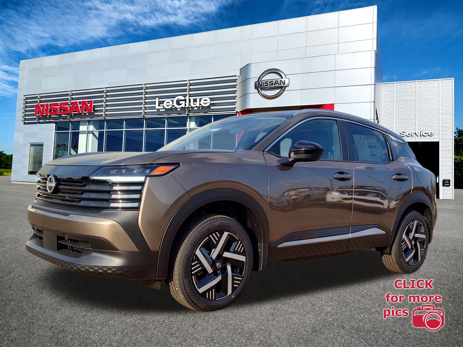 2026 Nissan KICKS SV's photo