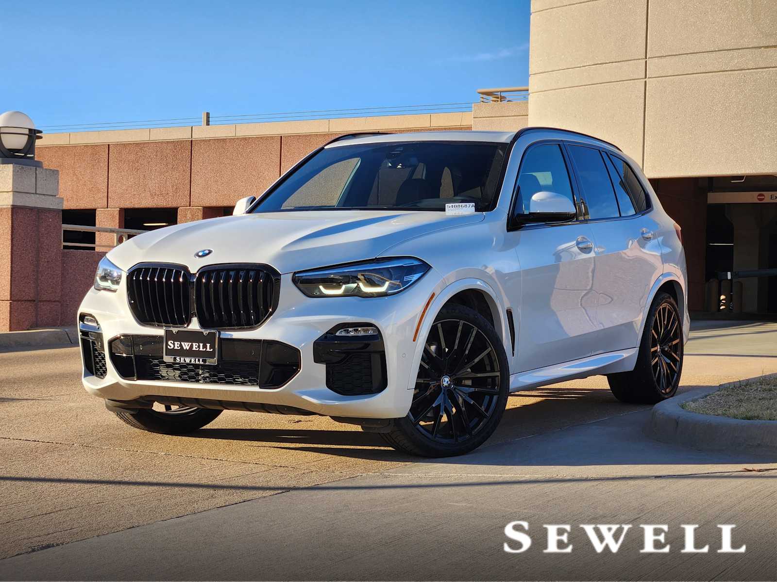 2021 BMW X5 40i's photo