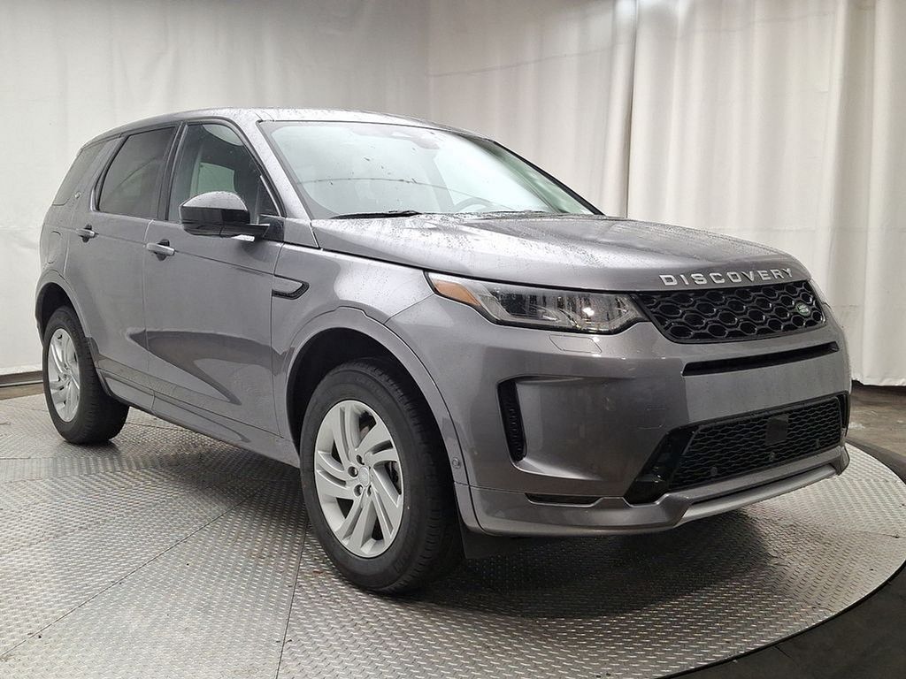 2025 Land Rover Discovery Sport S photo 2