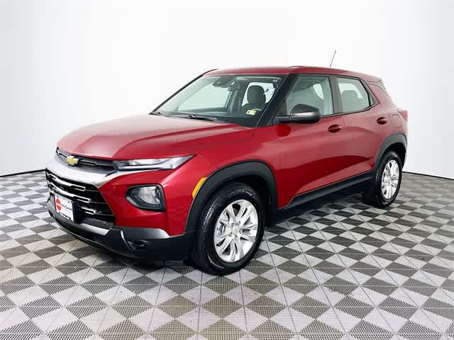 2021 Chevrolet Trailblazer LS photo 3