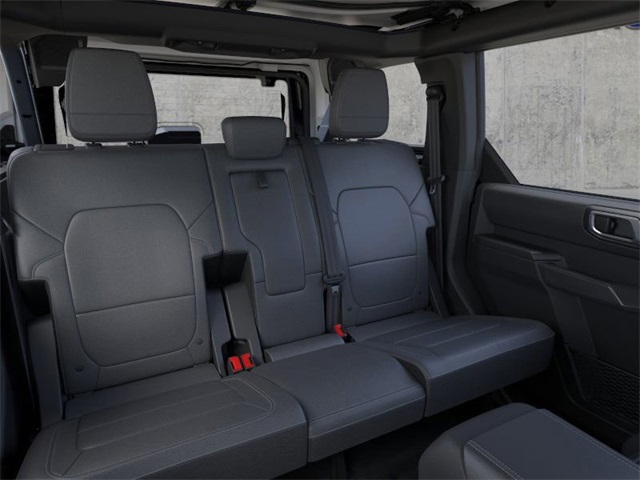 2025 Ford Bronco Outer Banks photo 11