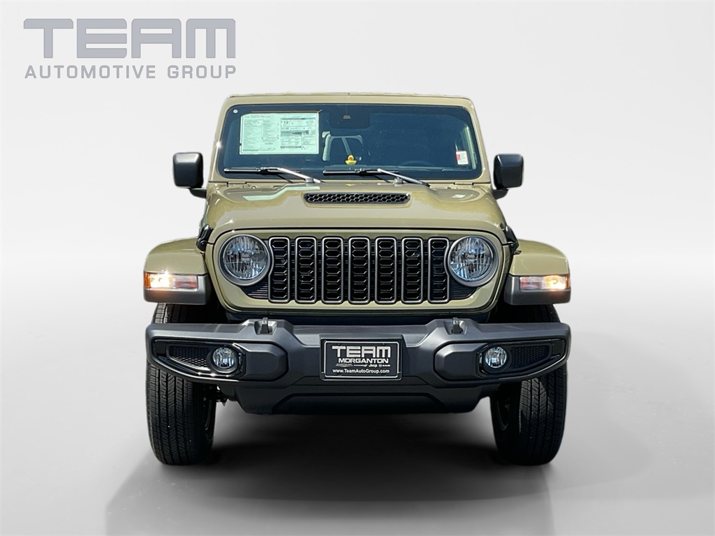 2025 Jeep Gladiator Sport S photo 2